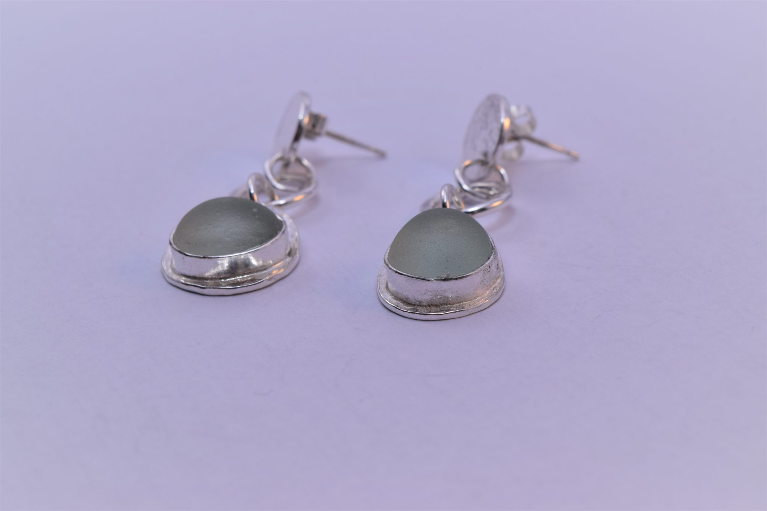 EA83. Drop silver and sea glass earrings - Image 2