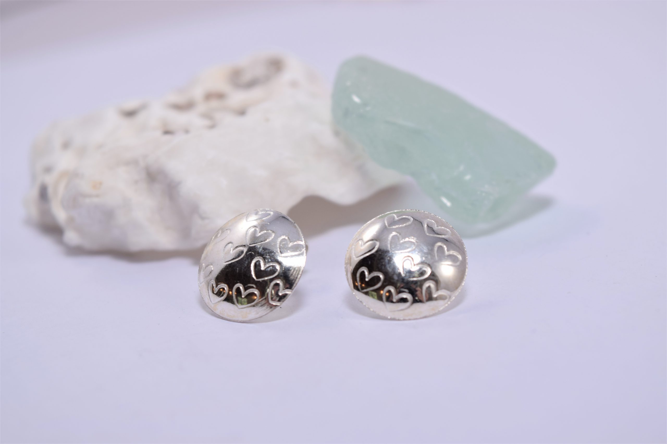 EA19. Silver heart studs - Image 2