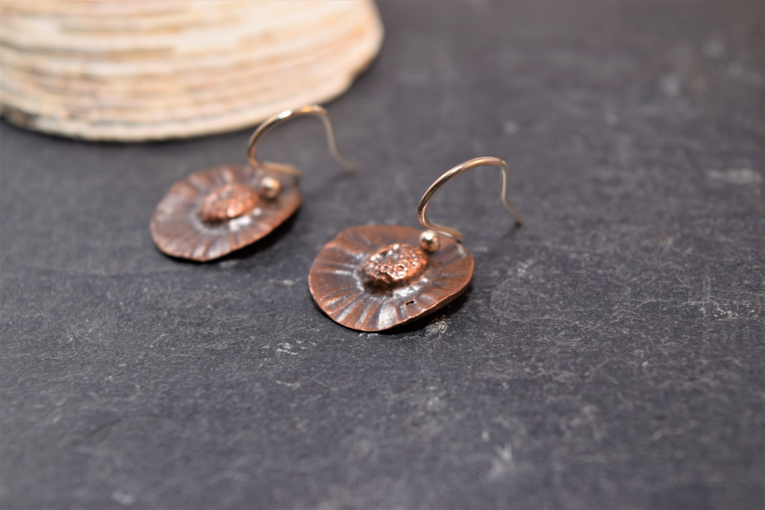 EA25. Copper daisies - Image 2