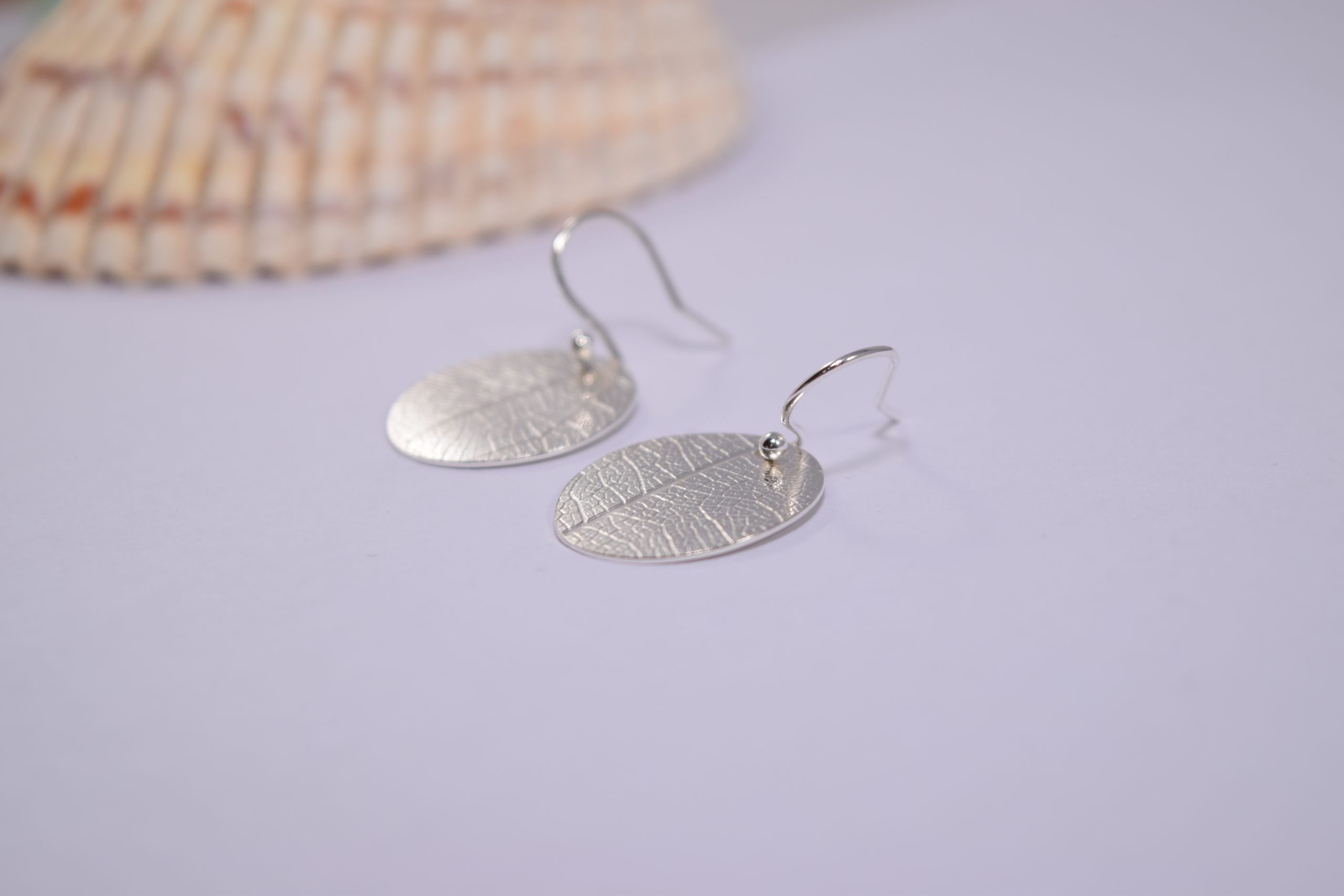 EA45. Circular leaf print silver earrings - Image 2