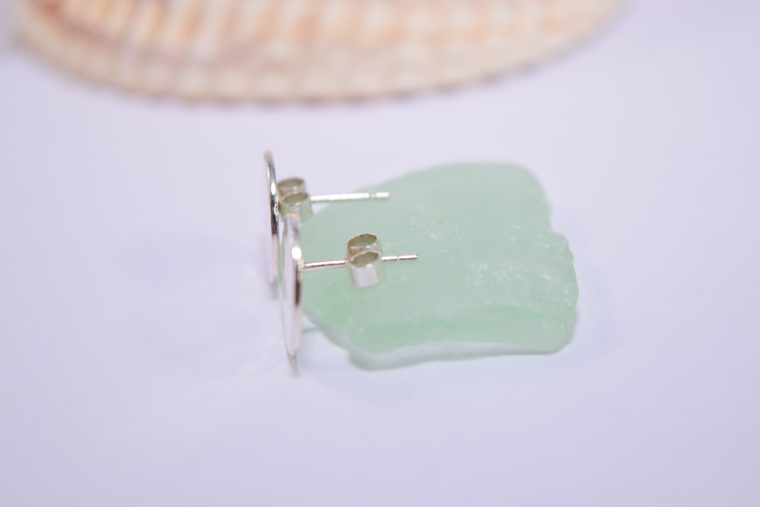 EA49. Hammered silver studs - Image 3