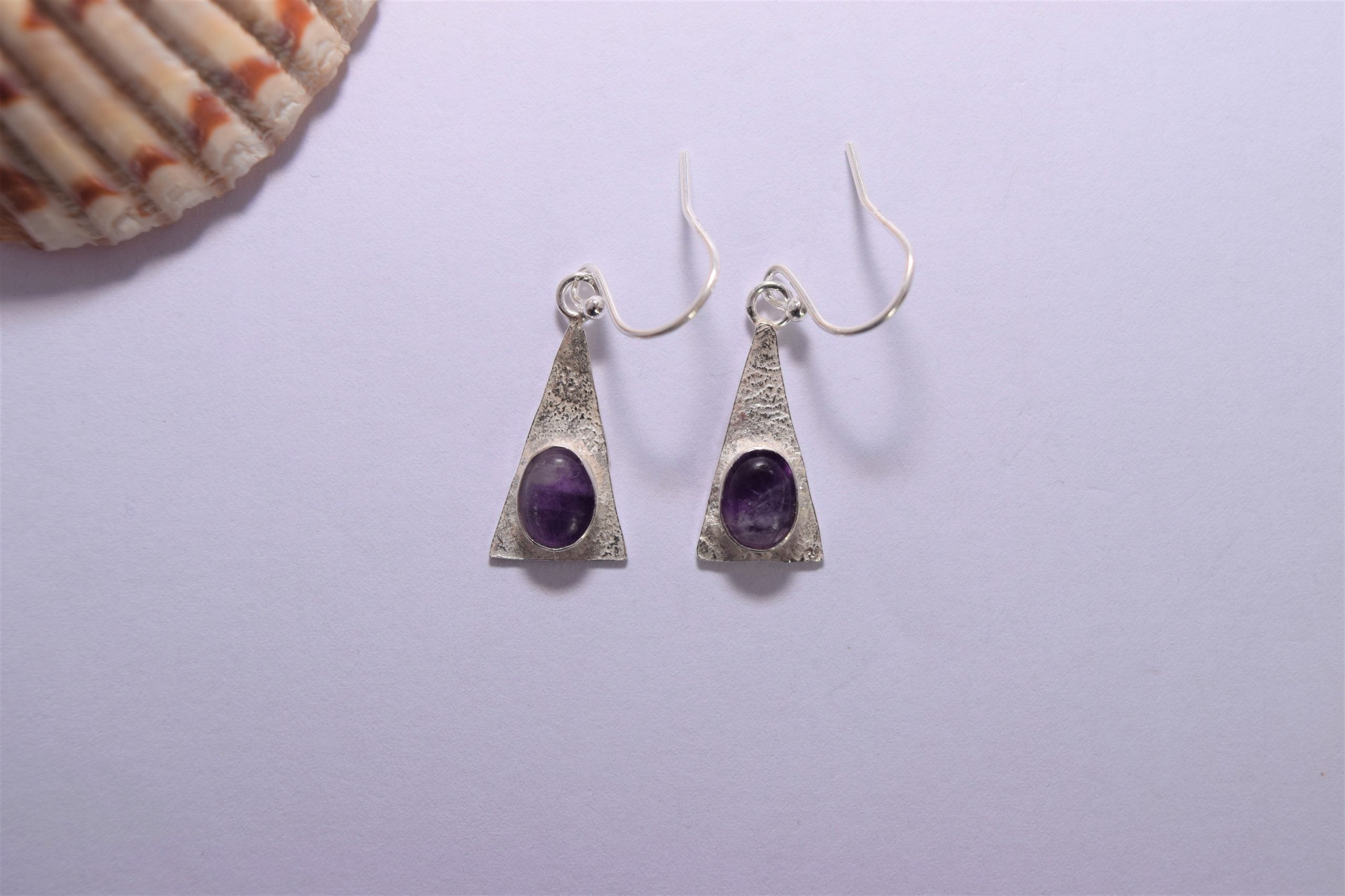 EA62. Silver triangle earrings with Flourite stone