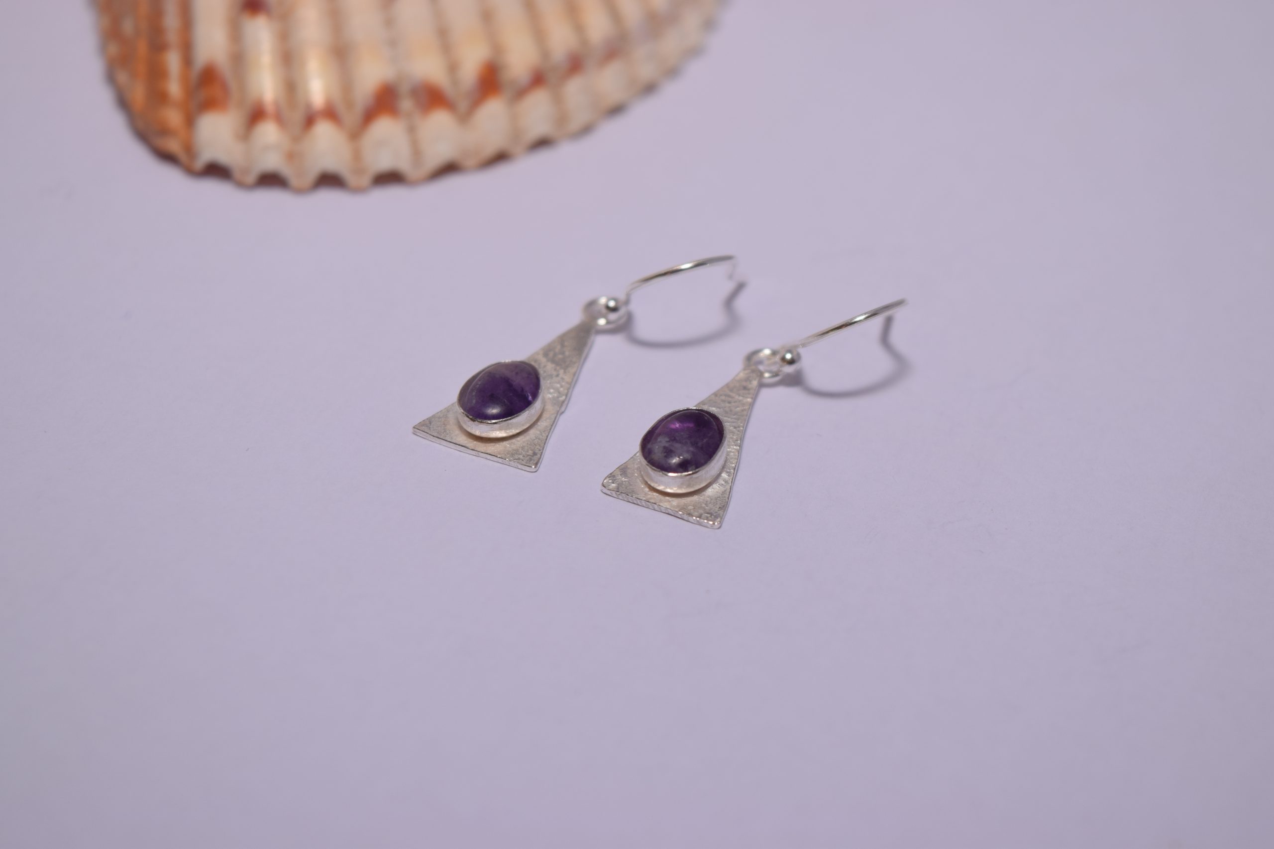 EA62. Silver triangle earrings with Flourite stone - Image 2