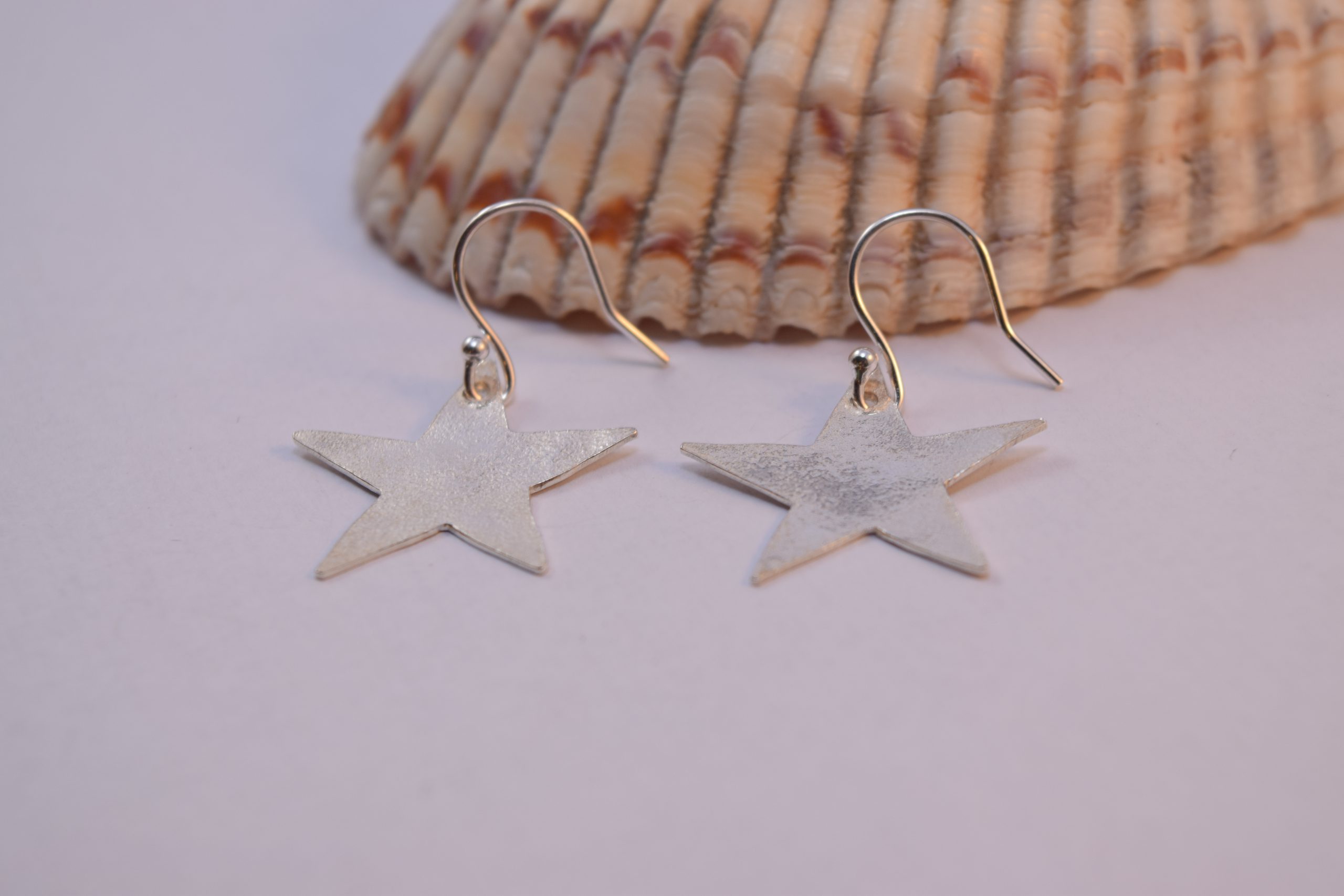 EA79. Reticulated silver star earrings - Image 2