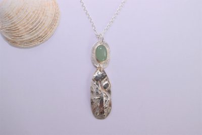 NP08. Drop pendant with Aventurine stone