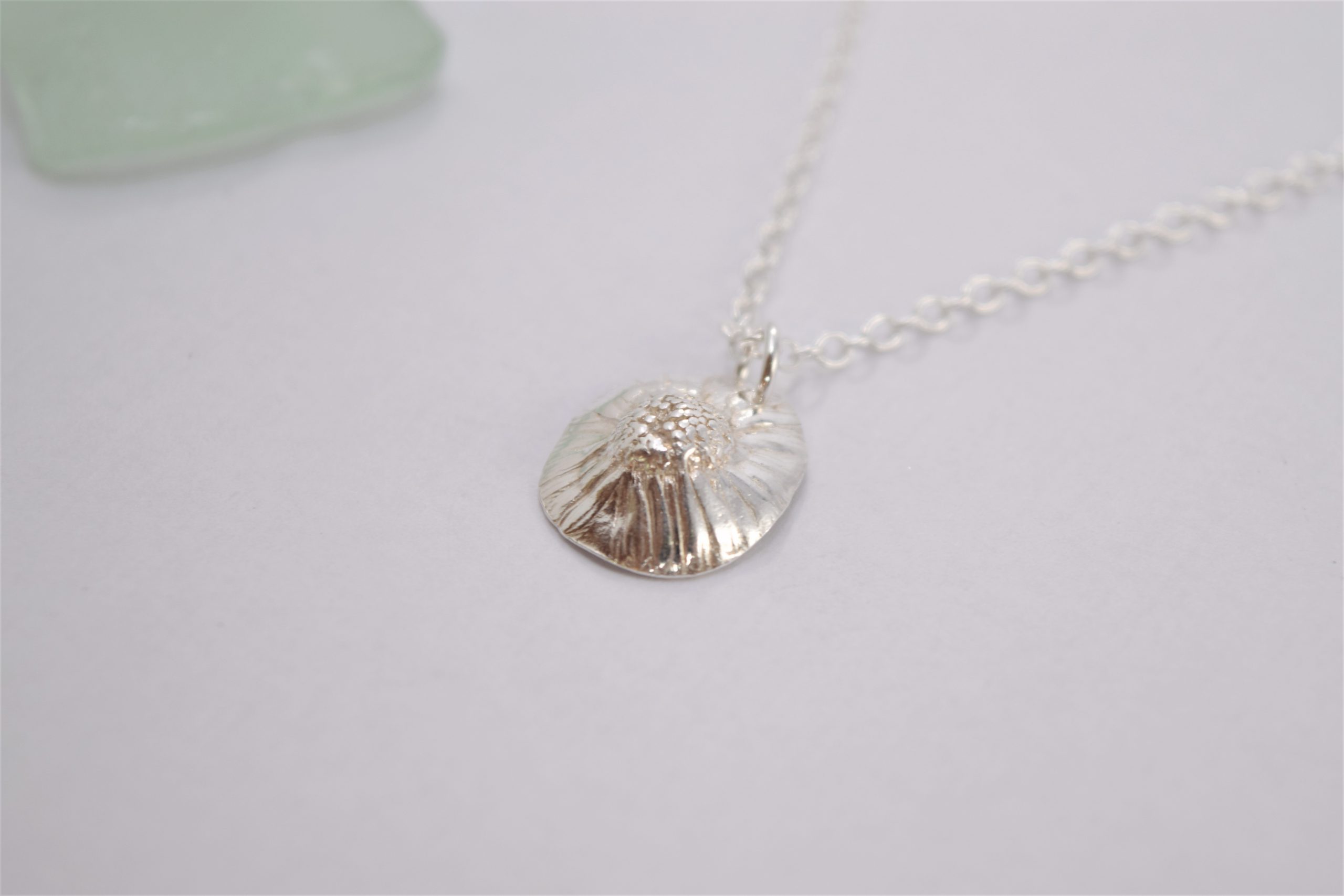 NP10. Silver daisy fine silver pendant - Image 2