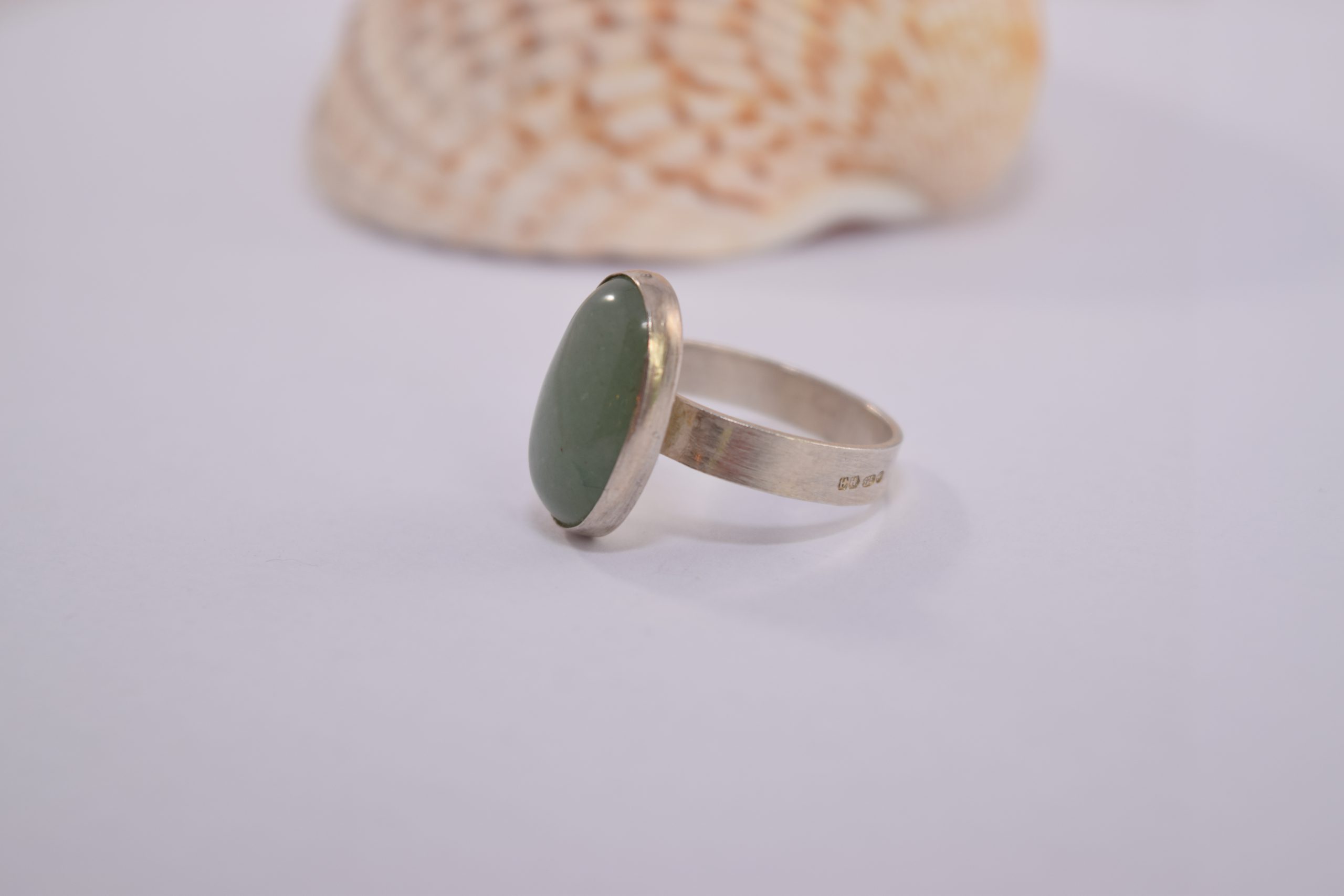 R27. Silver ring with Aventurine stone - Image 2