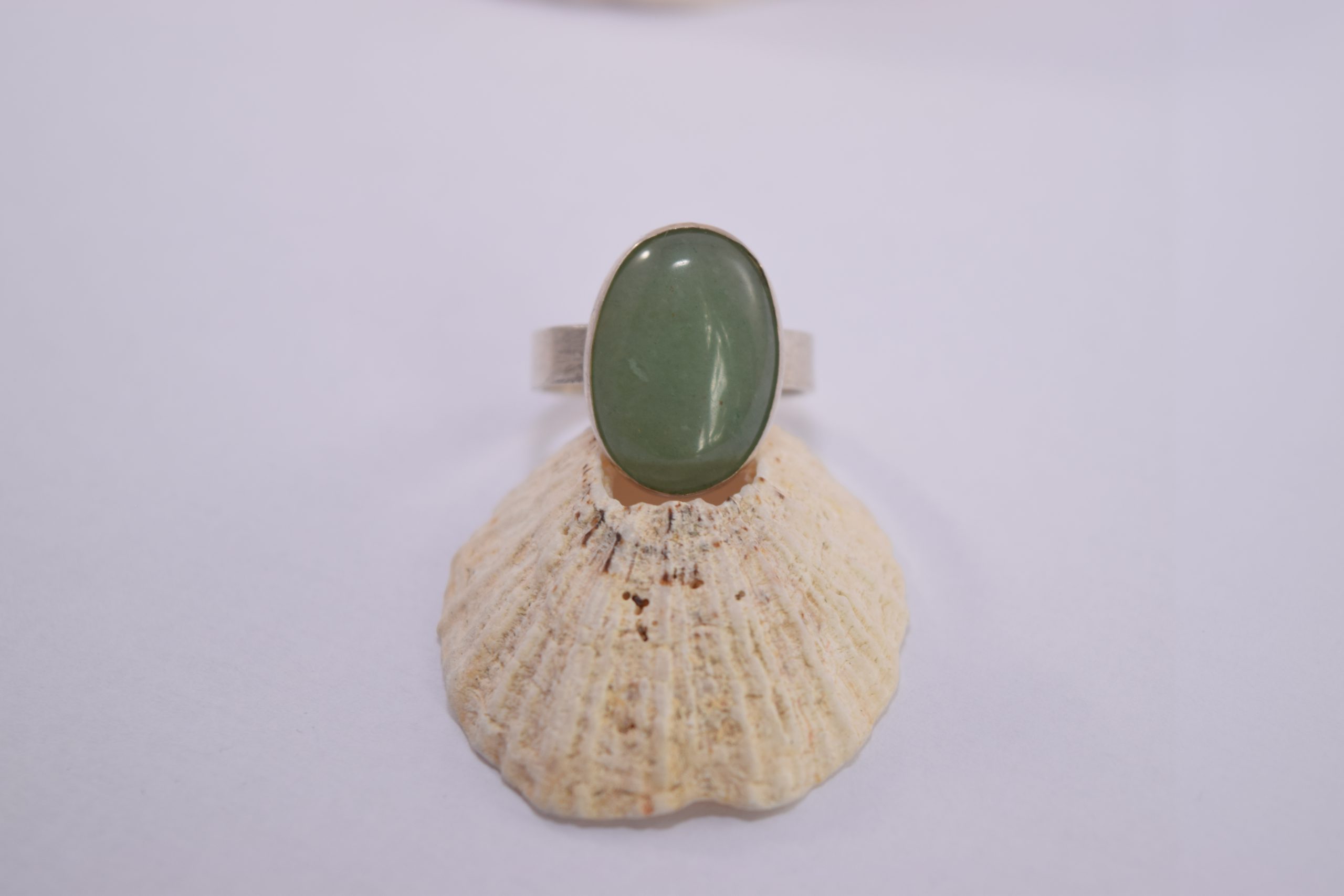 R27. Silver ring with Aventurine stone - Image 3