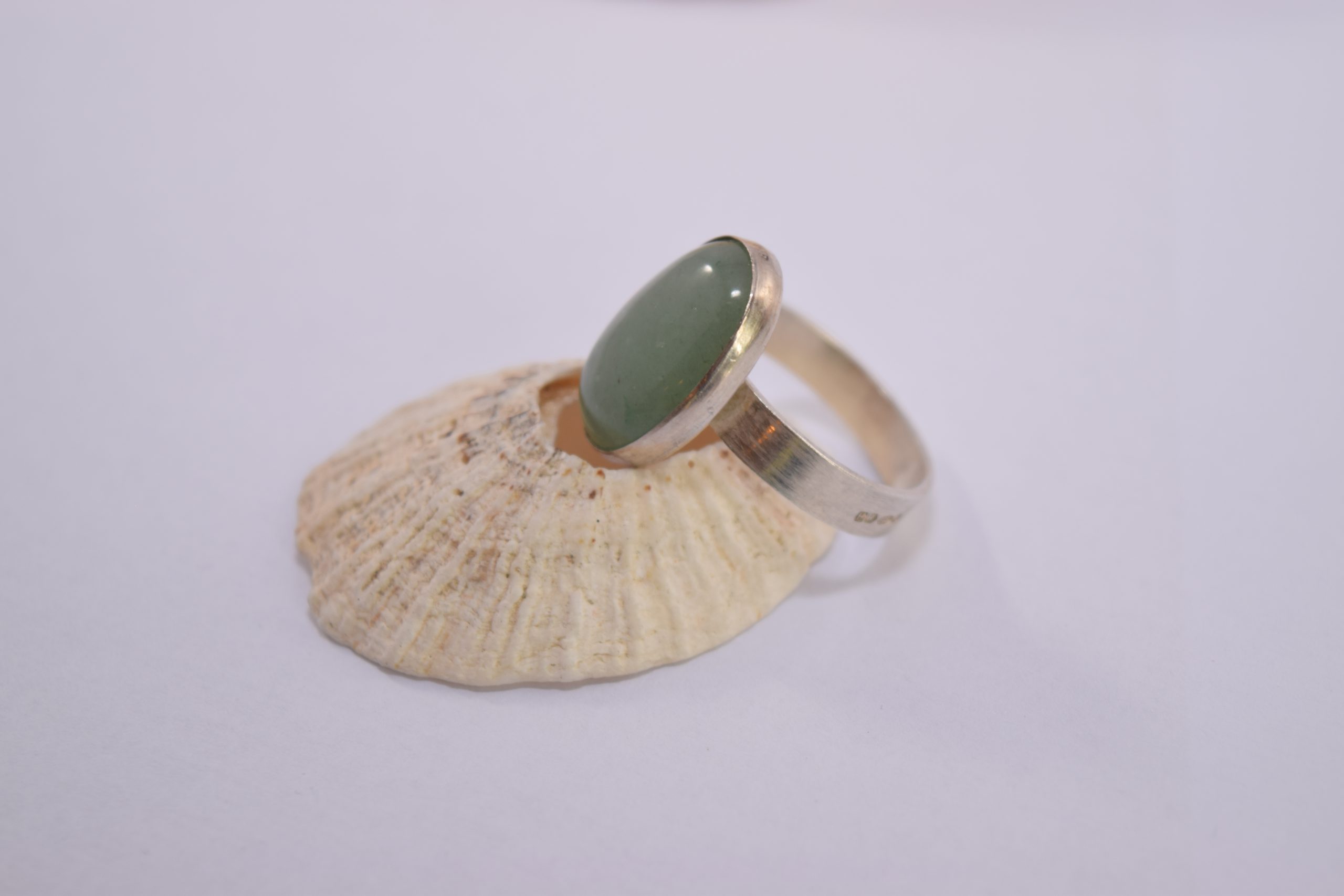 R27. Silver ring with Aventurine stone - Image 4