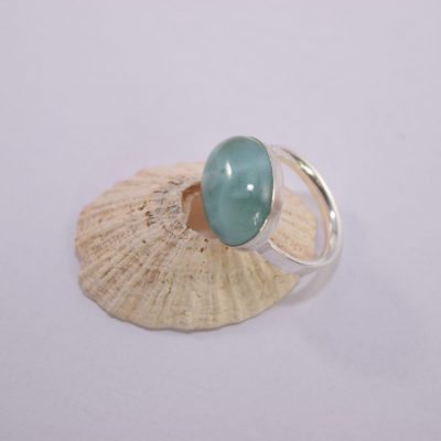 R09. Silver ring with Larimar oval stone